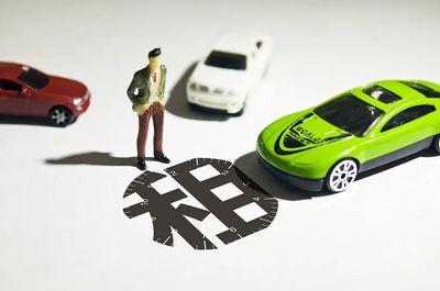 明日汽車(chē)租賃新規(guī)實(shí)施，租車(chē)一族必看